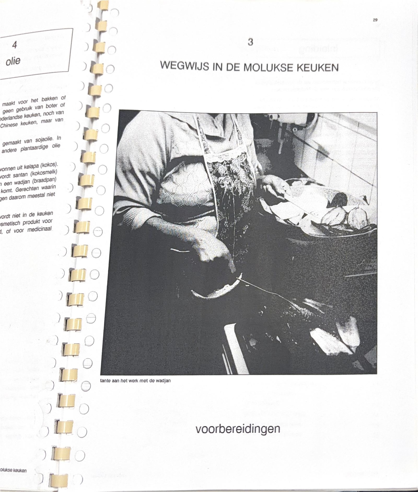 Oorspronkelijke scan uit Een kennismaking met de Molukse keuken